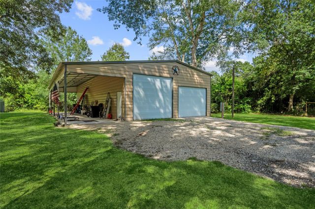 67 County Road 2190, Cleveland, TX 77327