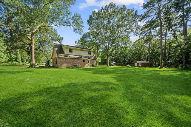 67 County Road 2190, Cleveland, TX 77327