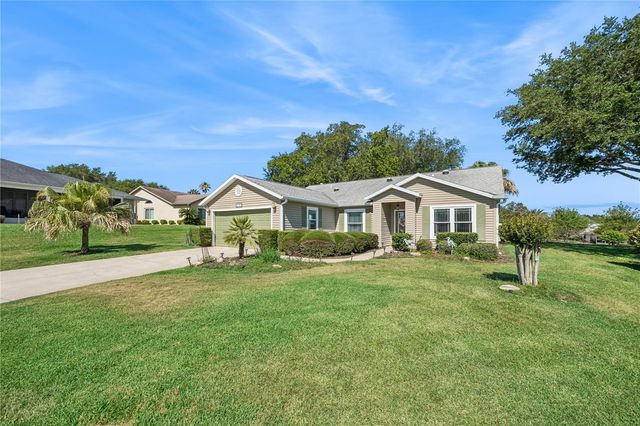 4730 SAWGRASS LAKE CIRCLE, Leesburg, FL 34748