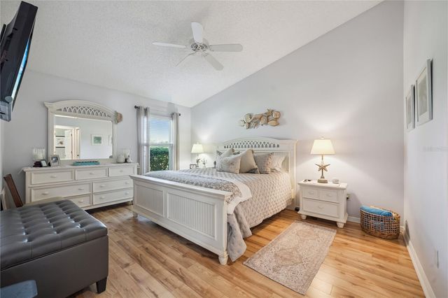 4730 SAWGRASS LAKE CIRCLE, Leesburg, FL 34748