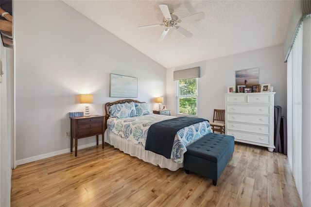 4730 SAWGRASS LAKE CIRCLE, Leesburg, FL 34748