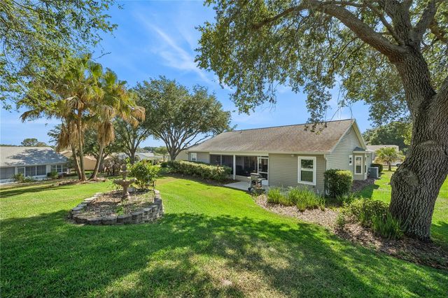 4730 SAWGRASS LAKE CIRCLE, Leesburg, FL 34748