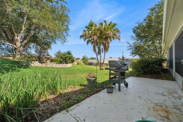4730 SAWGRASS LAKE CIRCLE, Leesburg, FL 34748