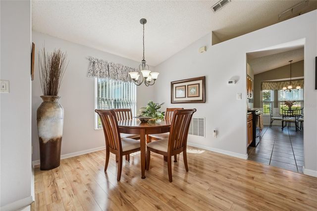 4730 SAWGRASS LAKE CIRCLE, Leesburg, FL 34748
