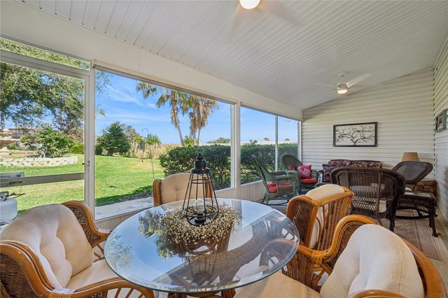 4730 SAWGRASS LAKE CIRCLE, Leesburg, FL 34748