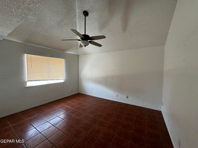 8696 PILGRIMAGE Circle, El Paso, TX 79912