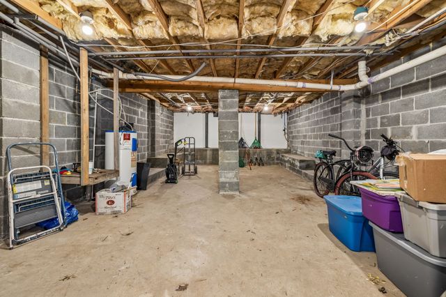 510 Thomas Jefferson Cir, Madison, TN 37115