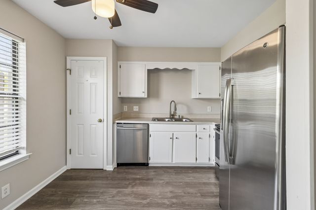510 Thomas Jefferson Cir, Madison, TN 37115