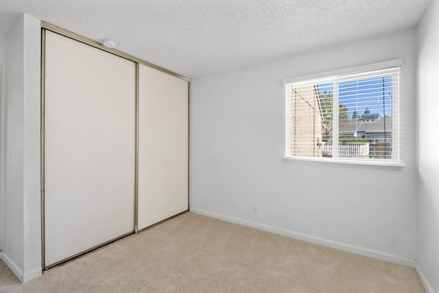 105 Ishi Cir, Sacramento, CA 95833