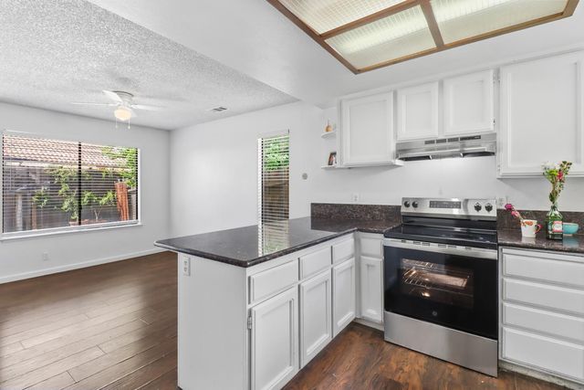 105 Ishi Cir, Sacramento, CA 95833