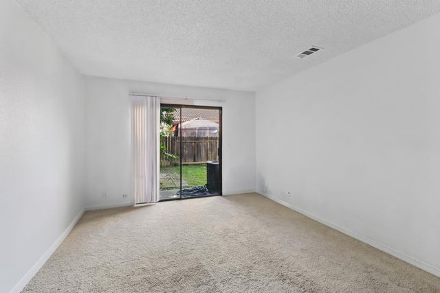 105 Ishi Cir, Sacramento, CA 95833