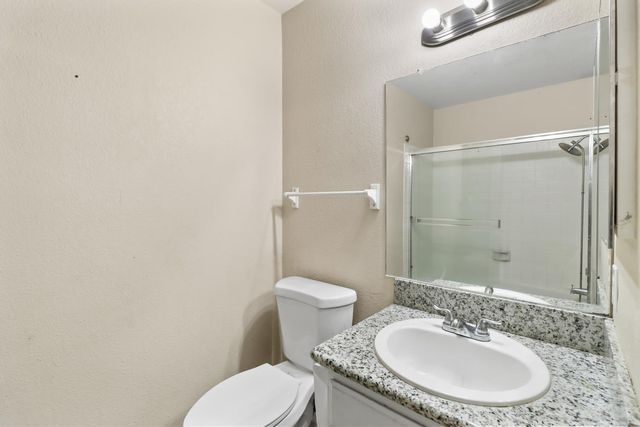 105 Ishi Cir, Sacramento, CA 95833