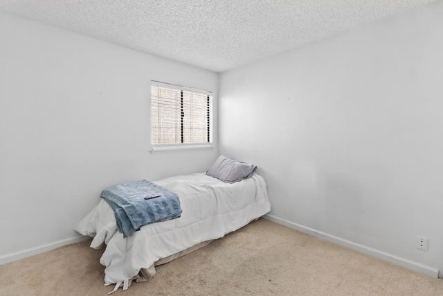 105 Ishi Cir, Sacramento, CA 95833