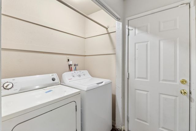 105 Ishi Cir, Sacramento, CA 95833