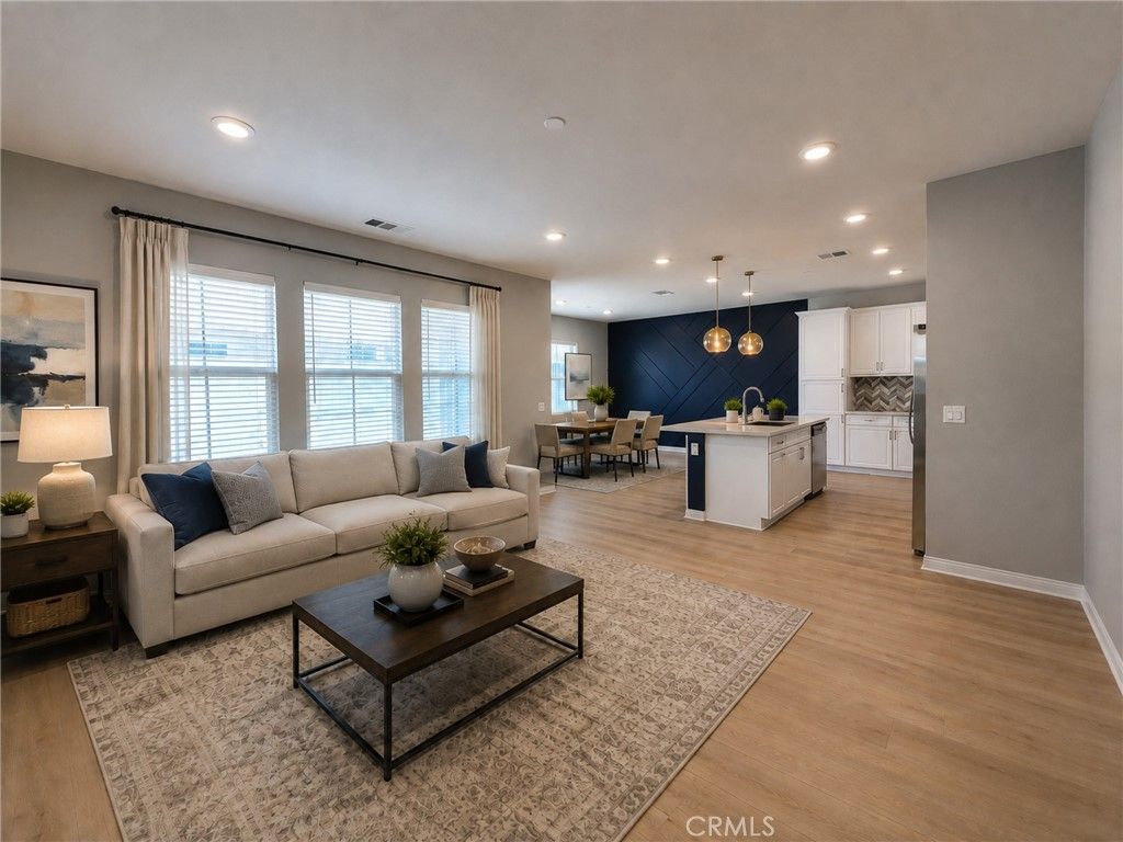 1375 Mesquite, Vista, CA 92083 — photo 4