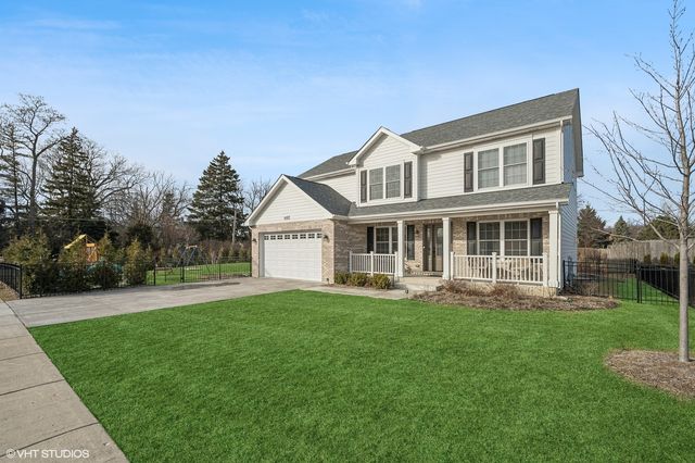 4142 Hampton Court, Glenview, IL 60026