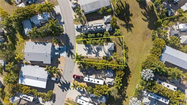 5840 Pathwood CT, Fort Myers, FL 33905