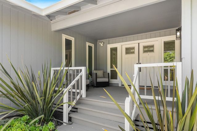 3072 Latham Ln, El Dorado Hills, CA 95762