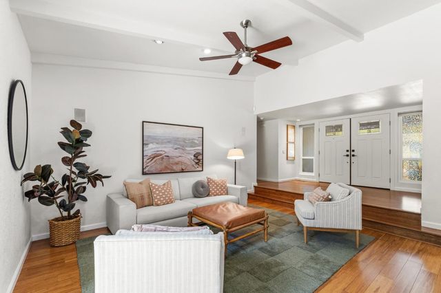 3072 Latham Ln, El Dorado Hills, CA 95762