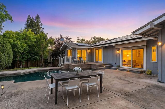 3072 Latham Ln, El Dorado Hills, CA 95762