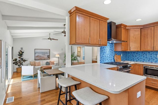 3072 Latham Ln, El Dorado Hills, CA 95762