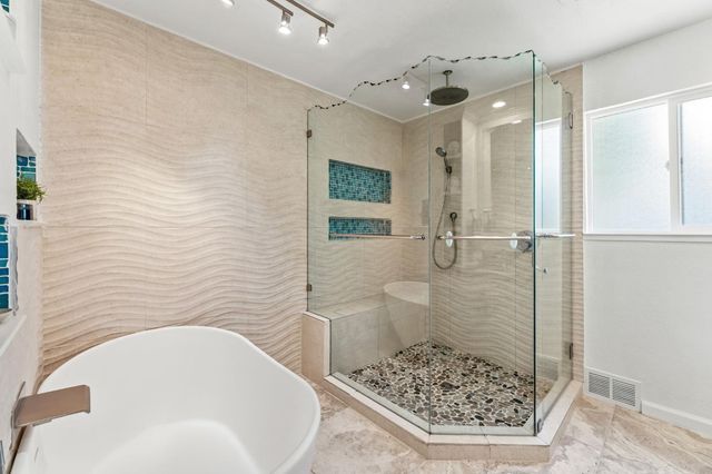 3072 Latham Ln, El Dorado Hills, CA 95762