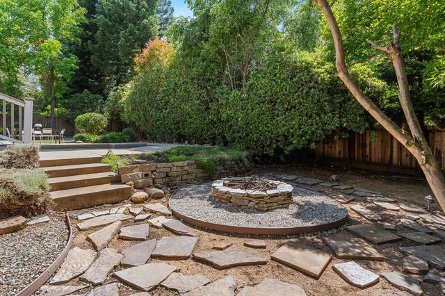 3072 Latham Ln, El Dorado Hills, CA 95762