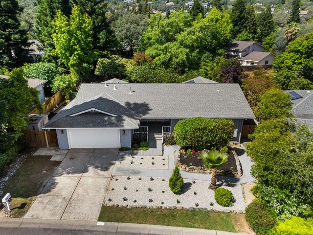 3072 Latham Ln, El Dorado Hills, CA 95762