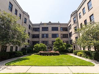 908 Greenwood Street 3W, Evanston, IL 60201