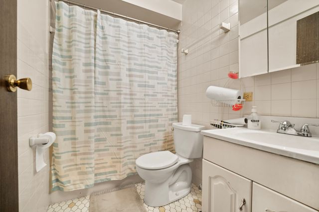 11016 S Keating Avenue 1B, Oak Lawn, IL 60453