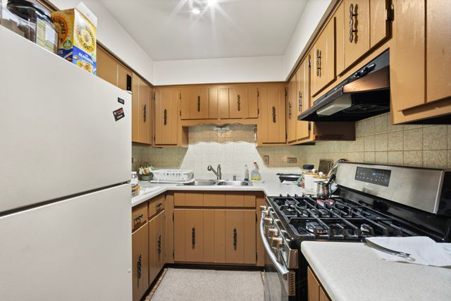 11016 S Keating Avenue 1B, Oak Lawn, IL 60453