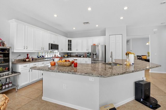 9362 Isles Cay Drive, Delray Beach, FL 33446