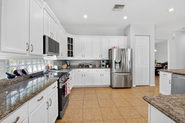 9362 Isles Cay Drive, Delray Beach, FL 33446