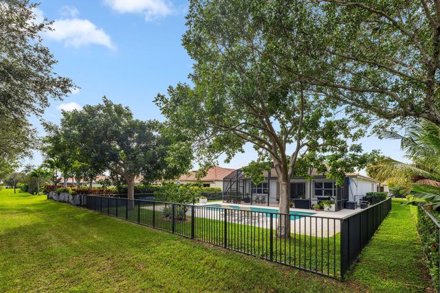 9362 Isles Cay Drive, Delray Beach, FL 33446