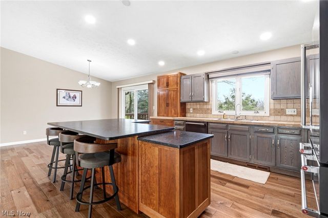 2400 Lancaster Road, Akron, OH 44313