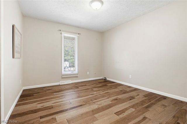 2400 Lancaster Road, Akron, OH 44313