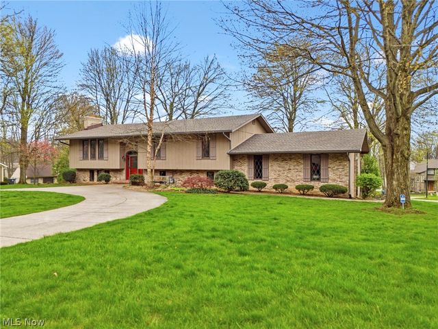 2400 Lancaster Road, Akron, OH 44313