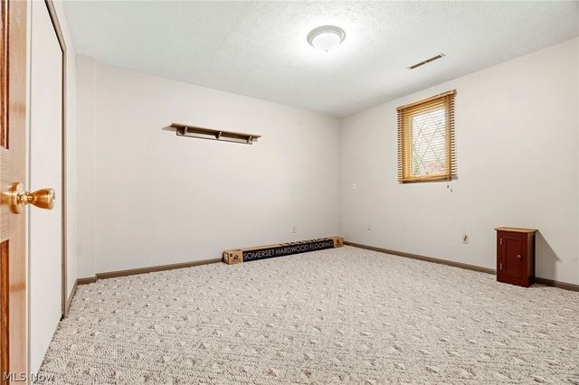 2400 Lancaster Road, Akron, OH 44313