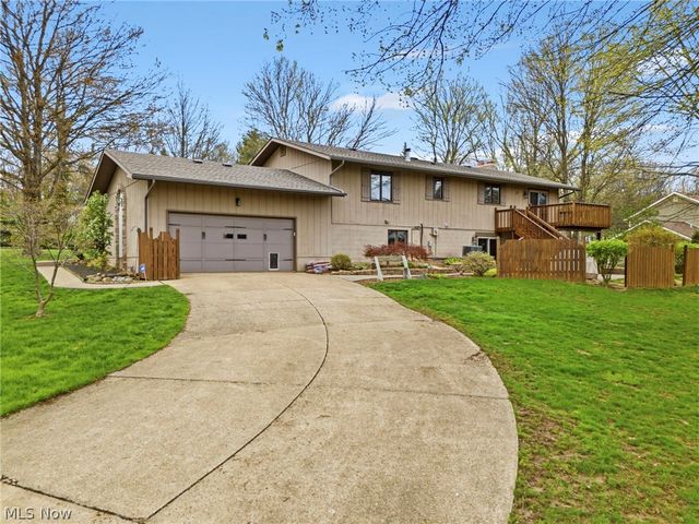 2400 Lancaster Road, Akron, OH 44313