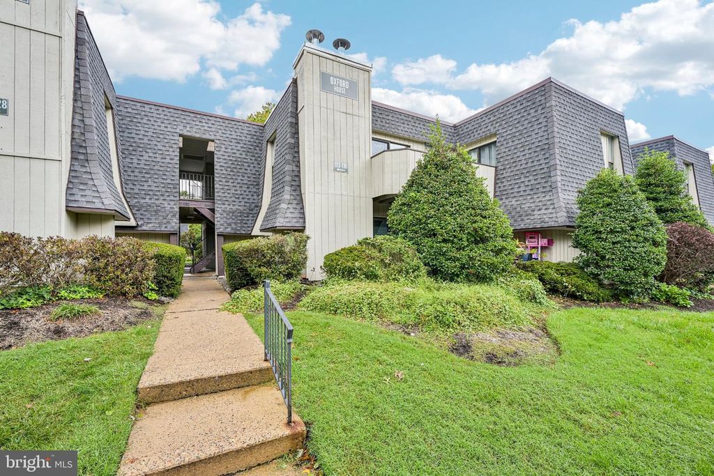 25 S. CHURCH RD #115, Maple Shade, NJ 08052 — exterior