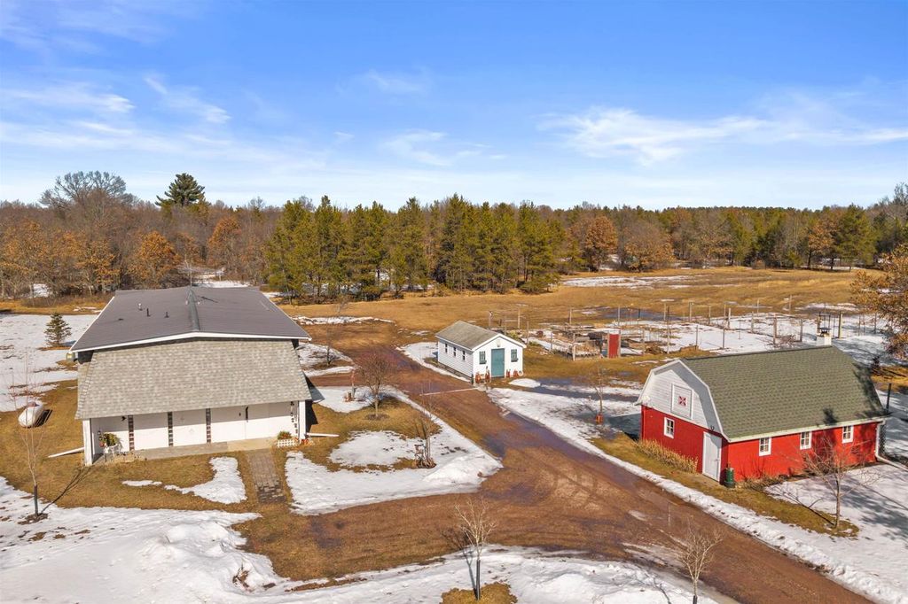 1040 Akron Drive, Nekoosa, WI 54457
