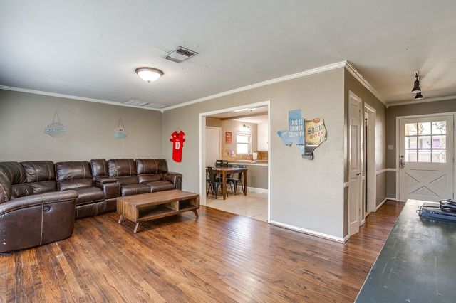 3612 Winston Road, Fort Worth, TX 76109