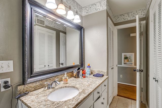 3612 Winston Road, Fort Worth, TX 76109