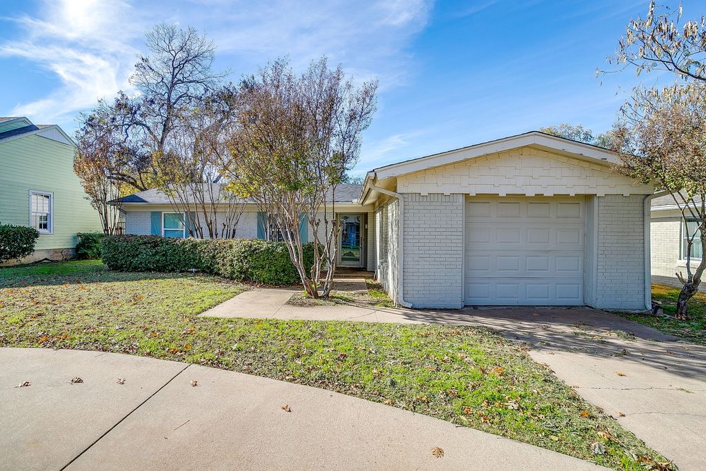 3612 Winston Road, Fort Worth, TX 76109