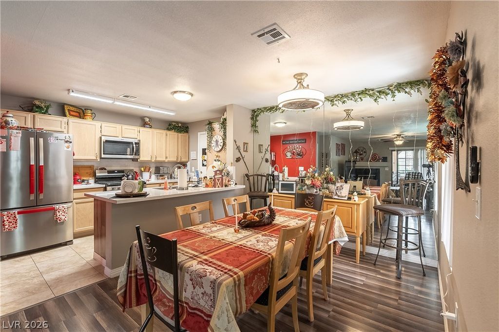 8452 Boseck Drive 123, Las Vegas, NV 89145 — photo 5