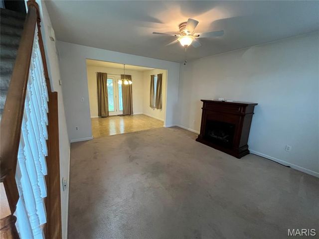 591 Creekwood Boulevard, Troy, MO 63379