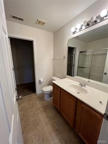 591 Creekwood Boulevard, Troy, MO 63379
