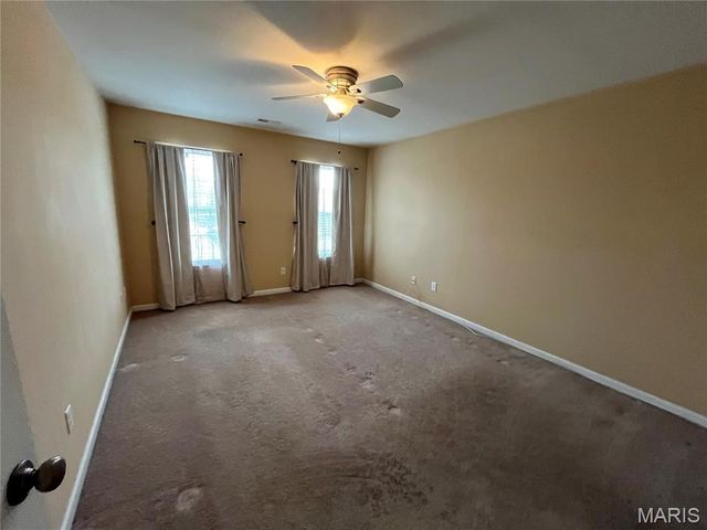 591 Creekwood Boulevard, Troy, MO 63379