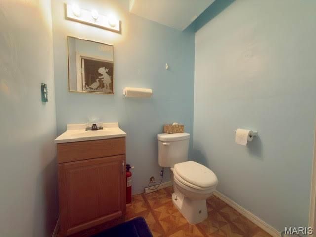 591 Creekwood Boulevard, Troy, MO 63379