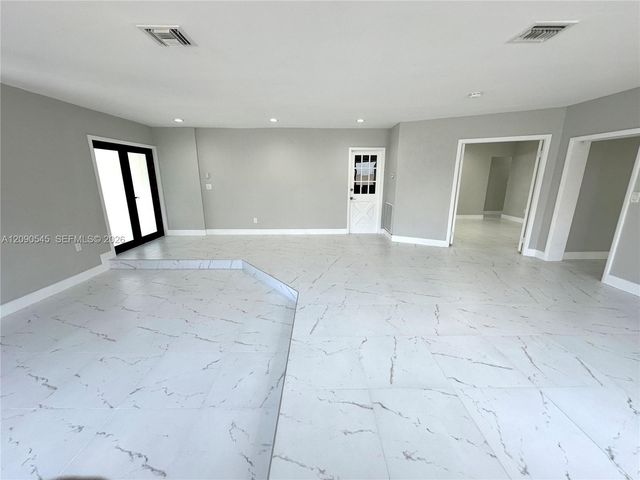 201 SW 40th Avenue, Miami, FL 33134